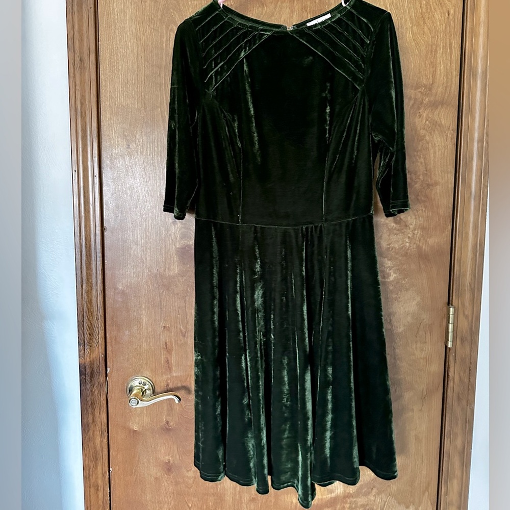 Cute velvet mini dress